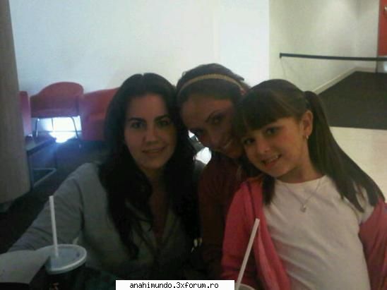:rolleyes:  la toy story 2010 poze personale cu anahi
