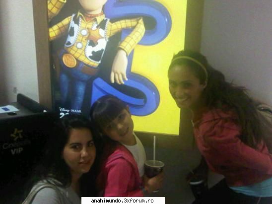 toy story :razz: poze personale cu anahi