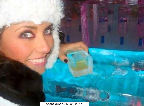 =) poze personale cu anahi
